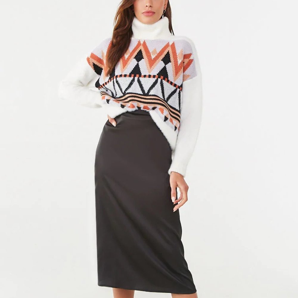 NWT Forever 21 Fuzzy Geo Turtleneck - Picture 2 of 5